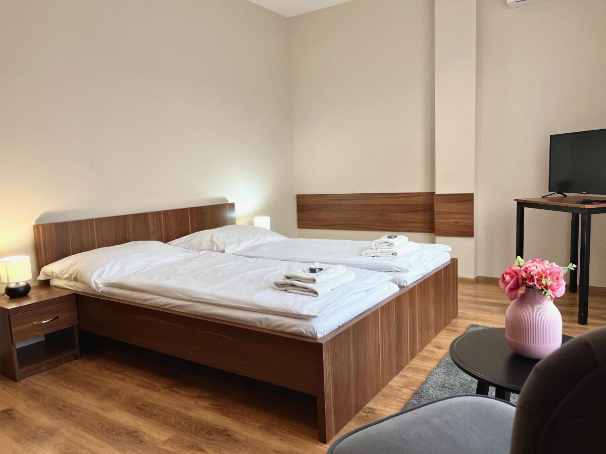 Hotel Arena Brumov Eksteriør bilde