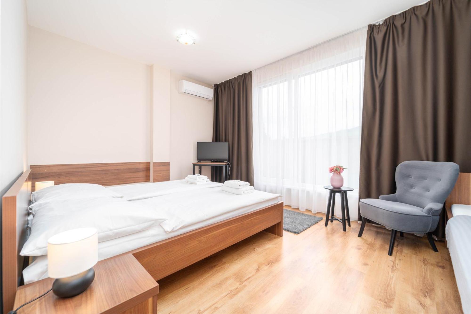 Hotel Arena Brumov Eksteriør bilde