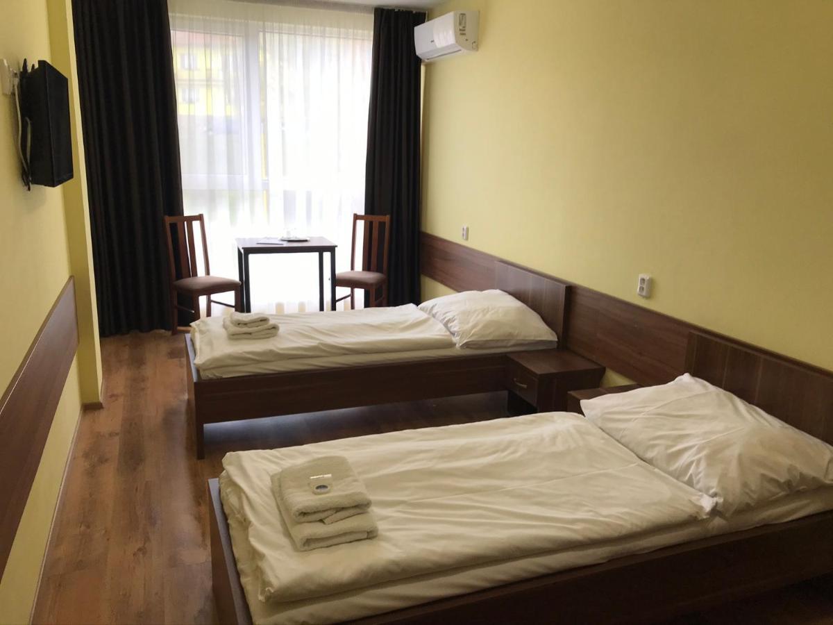 Hotel Arena Brumov Eksteriør bilde