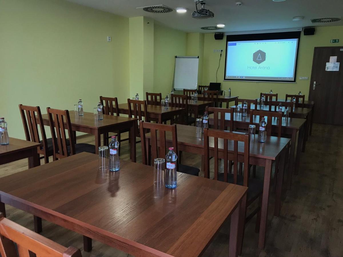 Hotel Arena Brumov Eksteriør bilde