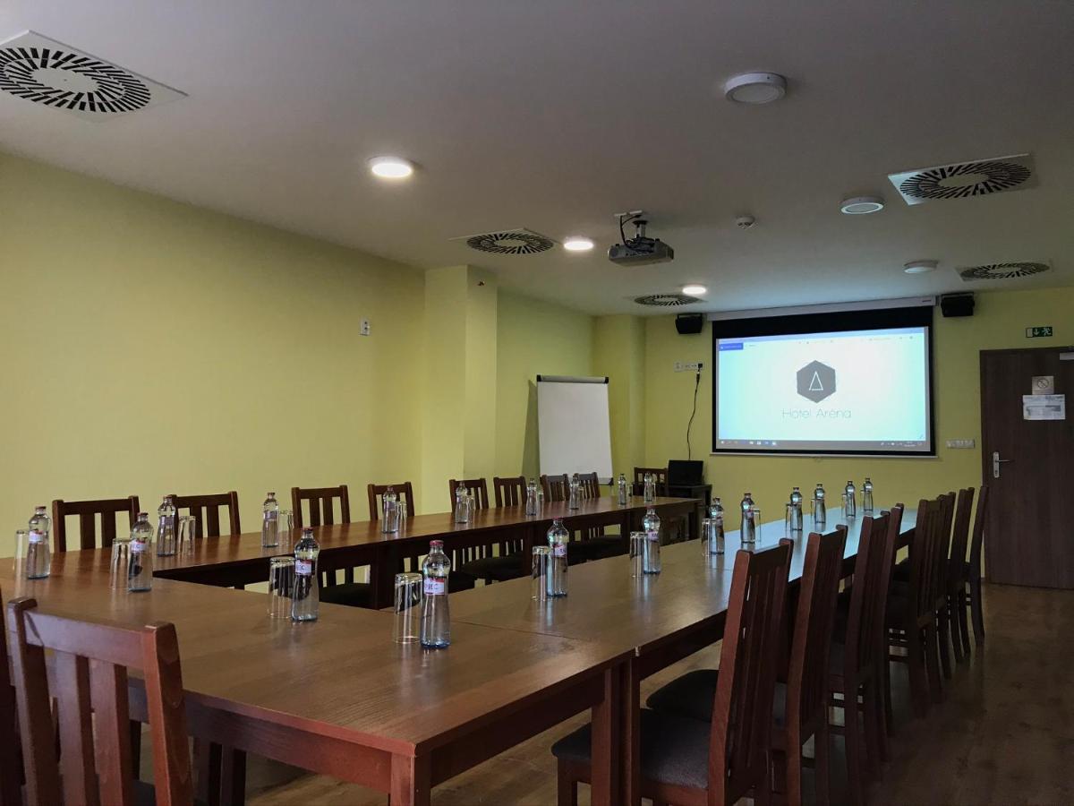Hotel Arena Brumov Eksteriør bilde