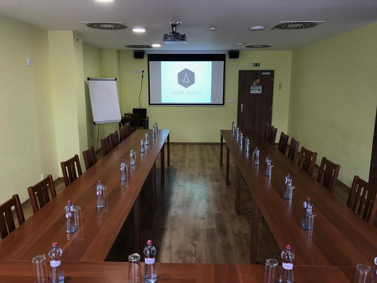Hotel Arena Brumov Eksteriør bilde